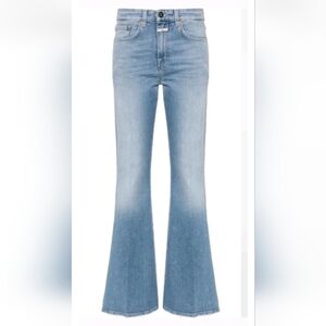 Closed Flare Jeans Size 26